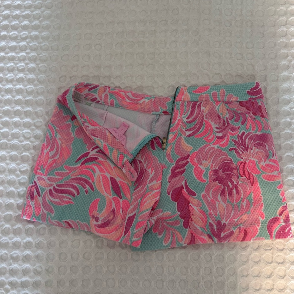 Lilly Pulitzer Pink and Blue High Waist Shorts - Picture 3 of 4